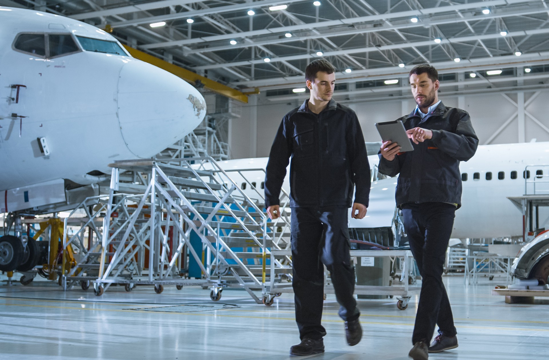 CA7002NU- E-Commerce For Aviation Management